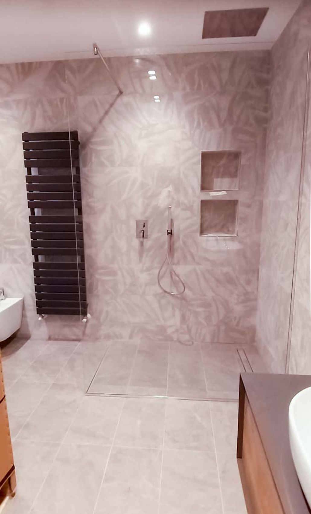 Box Doccia fisso walk in vetro extra chiaro anticalcare